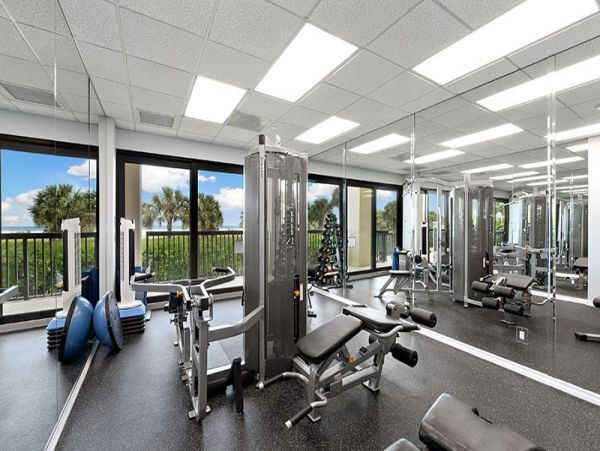 Wonderful Penthouse with Unobstructed Views of Beach & Gulf