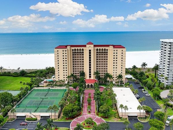 Wonderful Penthouse with Unobstructed Views of Beach & Gulf
