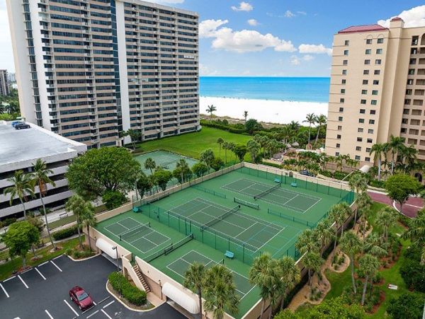 Wonderful Penthouse with Unobstructed Views of Beach & Gulf