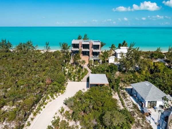 Turks and Caicos Beachfront Vacation Home Six Bedroom
