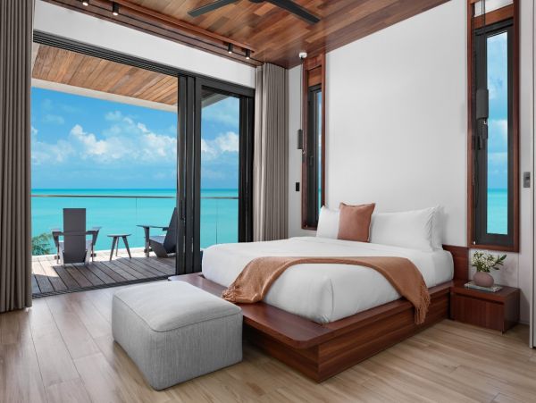 Turks and Caicos Beachfront Vacation Home Six Bedroom