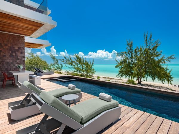 Turks and Caicos Beachfront Vacation Home Six Bedroom