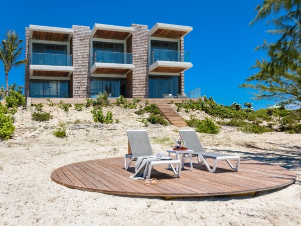 Turks and Caicos Beachfront Vacation Home Six Bedroom