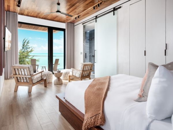 Turks and Caicos Beachfront Vacation Home Six Bedroom