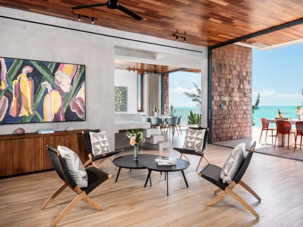 Turks and Caicos Beachfront Vacation Home Six Bedroom