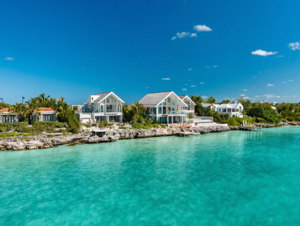 Ocean-front Luxury 5 Bedroom Villa in Turks and Caicos