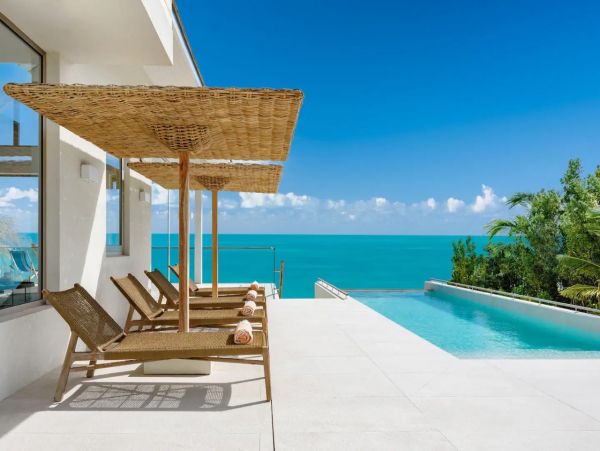 Ocean-front Luxury 5 Bedroom Villa in Turks and Caicos