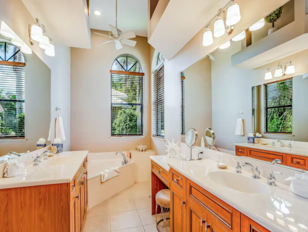 Canalfront Pool Home Near the Beach in Marco Island