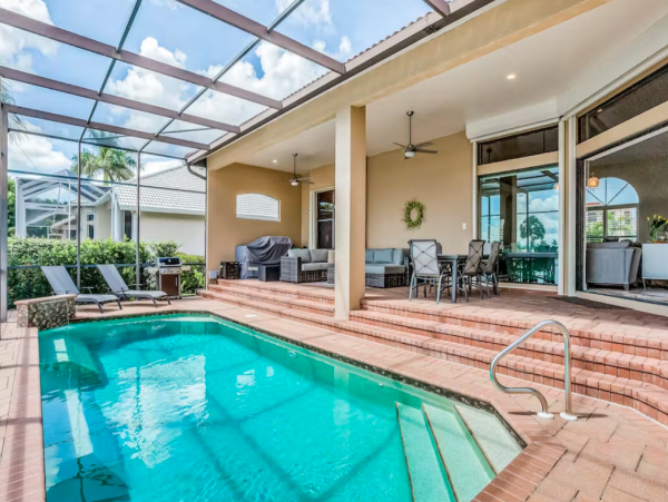 Canalfront Pool Home Near the Beach in Marco Island
