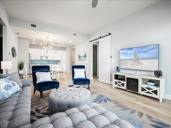 Madeira Beach Vacation Condo Three Bedroom Walk to Beach