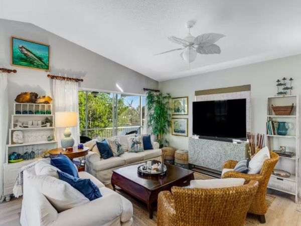 Islamorada Canalfront Vacation Pool Home with Boat Dock