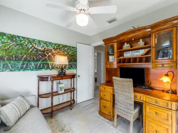 Islamorada Canalfront Vacation Pool Home with Boat Dock
