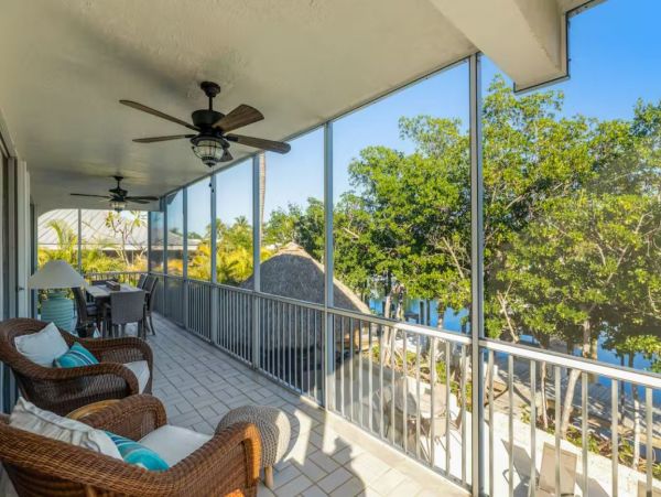 Islamorada Canalfront Vacation Pool Home with Boat Dock