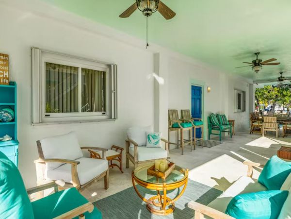 Islamorada Canalfront Vacation Pool Home with Boat Dock