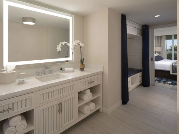 Luxury Florida Vacation Rental | Accommodation with Water Views
