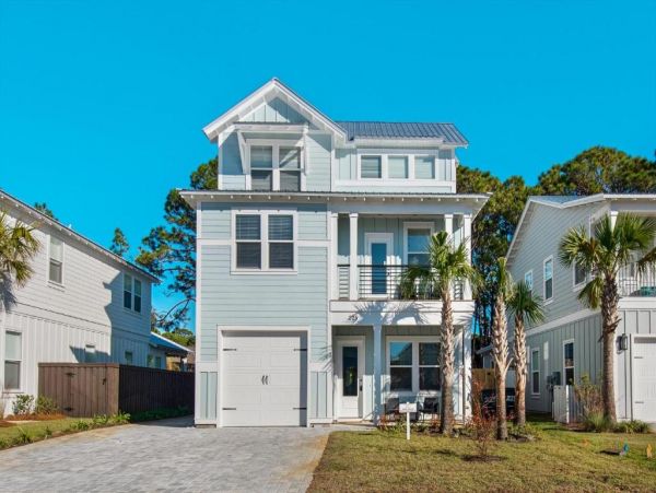 Beautiful Six Bedroom Home in Miramar Beach