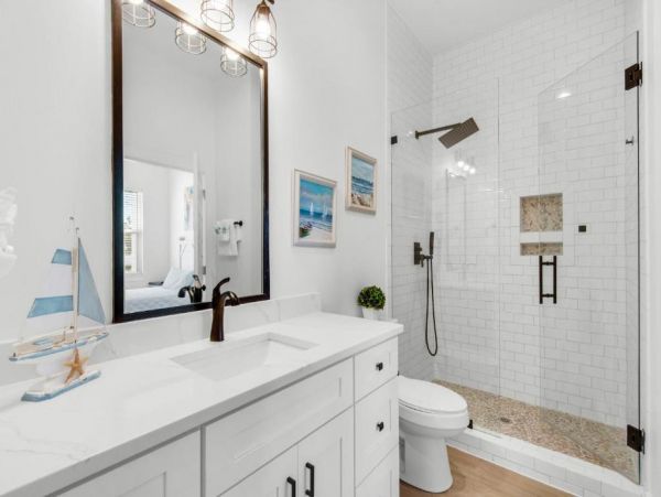 Beautiful Six Bedroom Home in Miramar Beach