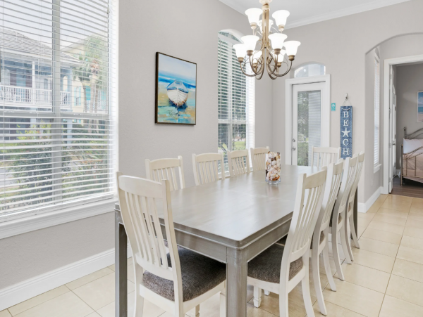 Lovely Home with 5 Bedrooms Plus 2 Bunk Rooms