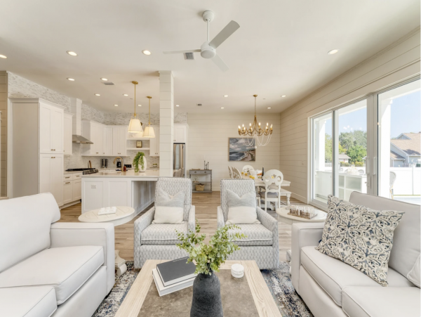Walk to the Beach Eight Bedroom Vacation Home in Destin