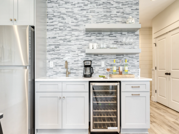 Walk to the Beach Eight Bedroom Vacation Home in Destin