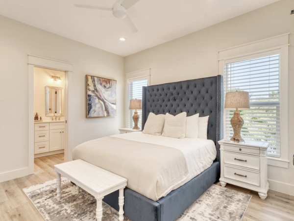 Walk to the Beach Eight Bedroom Vacation Home in Destin