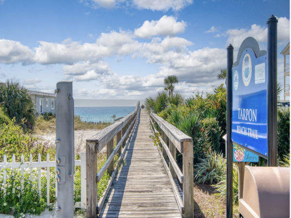 Walk to the Beach Eight Bedroom Vacation Home in Destin