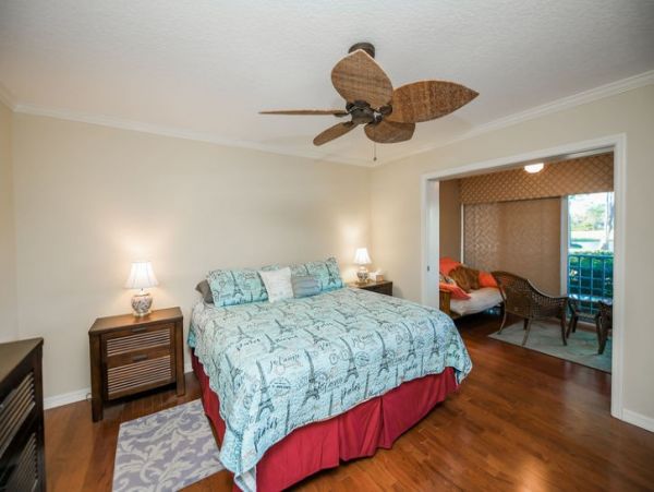 Two Bedroom Canal Front Vacation Rental in Bradenton