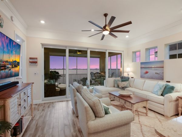 Bradenton Vacation Penthouse Three Bedroom Bay Views