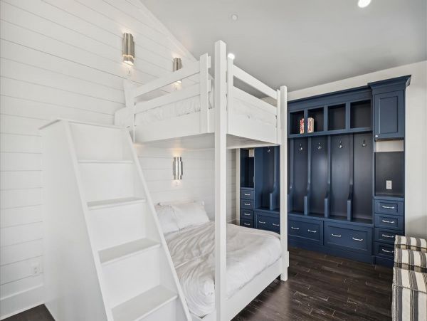 Luxury Gulf Front Panama City Vacation Home Eight Bedroom