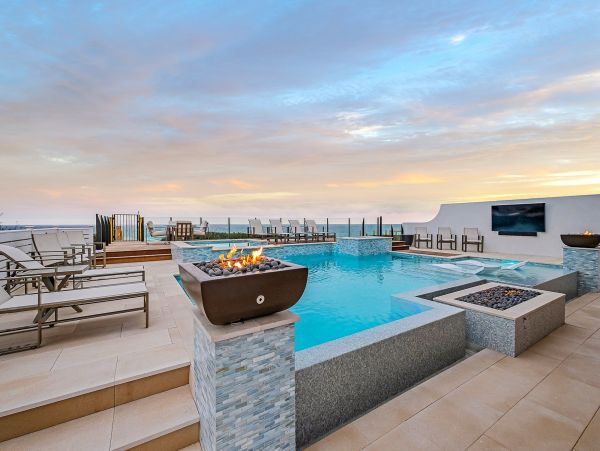 Luxurious Gulf Front Villa  with Private Beach in Santa Rosa Beach