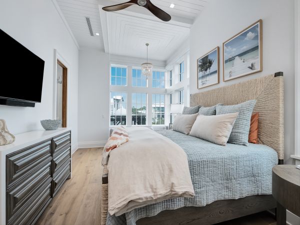 Luxurious Gulf Front Villa  with Private Beach in Santa Rosa Beach