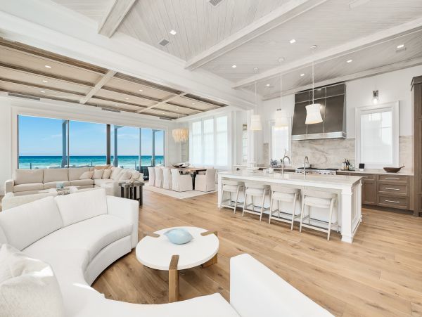 Luxurious Gulf Front Villa  with Private Beach in Santa Rosa Beach