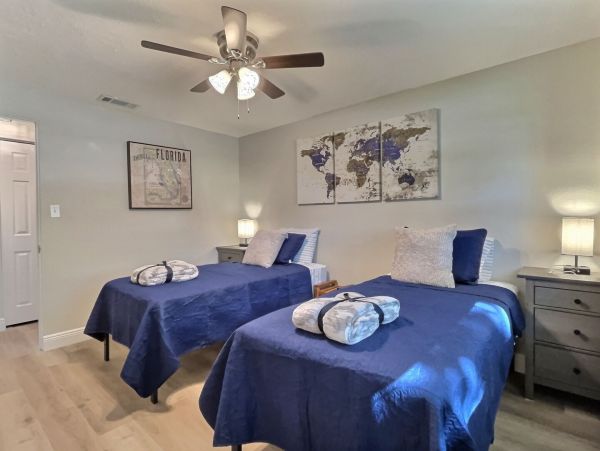 Sarasota Vacation Home Three Bedroom Three Bedroom