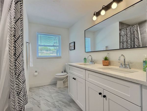 Sarasota Vacation Home Three Bedroom Three Bedroom