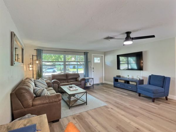 Sarasota Vacation Home Three Bedroom Three Bedroom