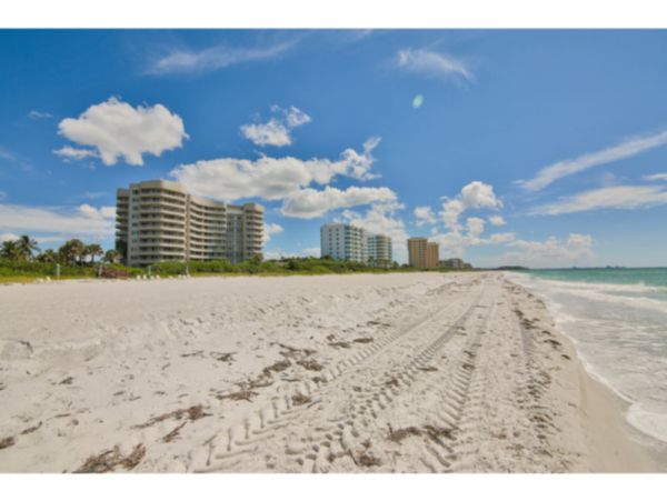 On Beach Longboat Key Vacation Condo Two Bedroom