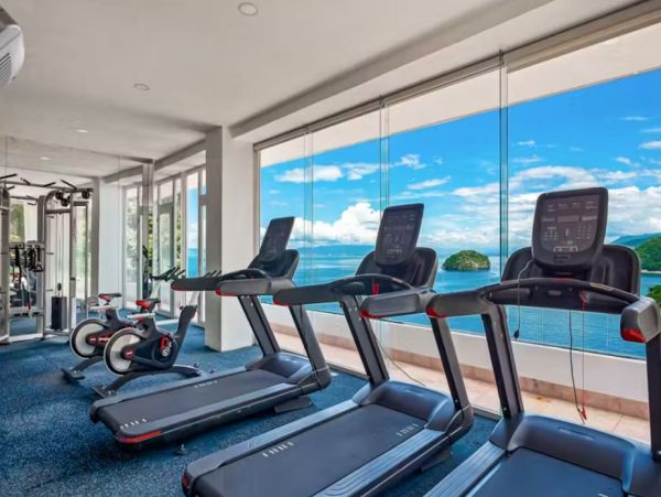 Oceanfront One Bedroom Vacation Condo in Puerto Vallarta