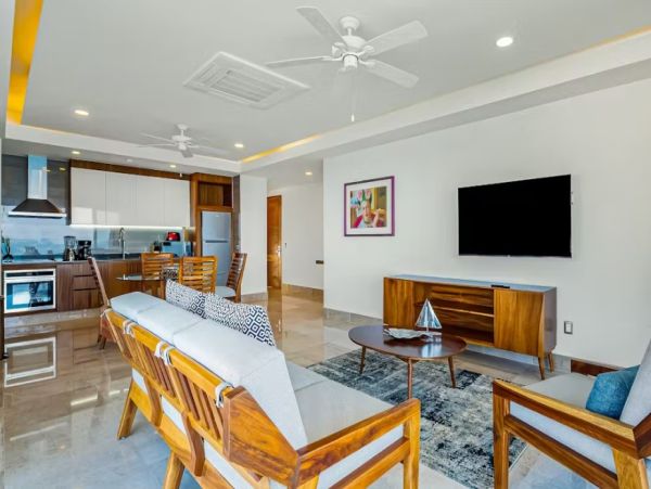 Oceanfront One Bedroom Vacation Condo in Puerto Vallarta