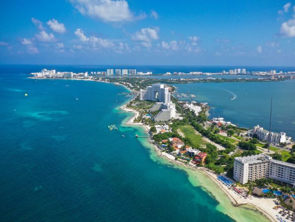 A Masterpiece of Design on the Pristine White Sands of Cancun