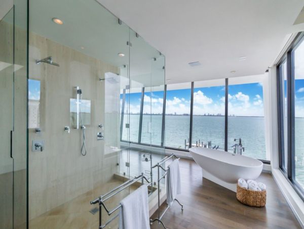 Miami Beach Six Bedroom Luxury Waterside Vacation Villa