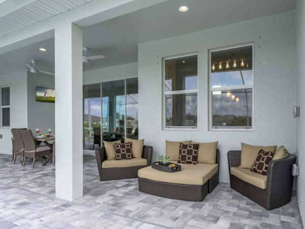 Gorgeous Home with 4 Bedrooms in Cape Coral