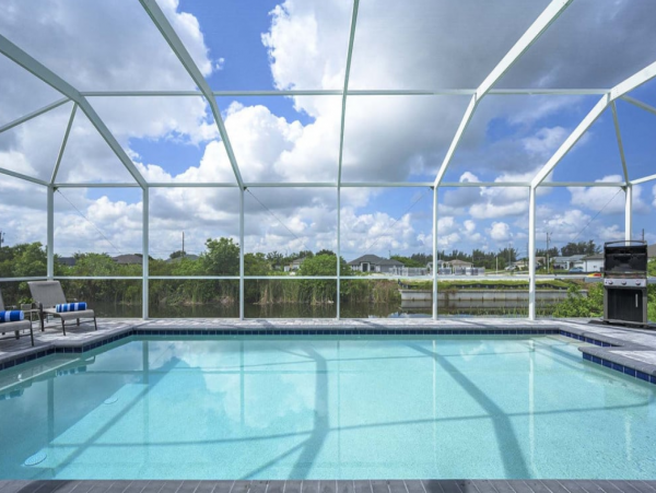 Gorgeous Home with 4 Bedrooms in Cape Coral