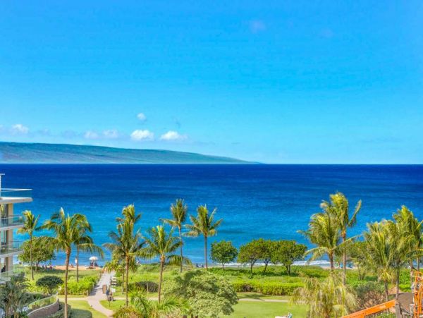 Kaanapali Luxury Vacation Condo with Great Views Sleeps 6