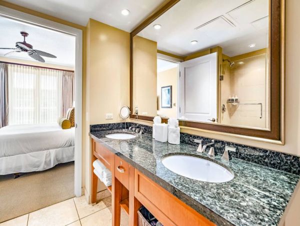 Kaanapali Luxury Vacation Condo with Great Views Sleeps 6