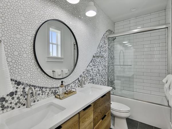 Santa Rosa Beach Luxurious Vacation Home Steps from Beach