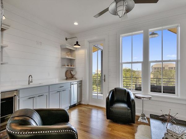 Santa Rosa Beach Luxurious Vacation Home Steps from Beach