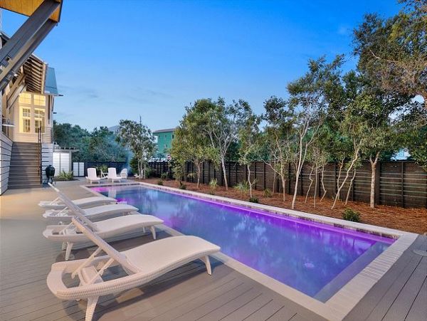 Santa Rosa Beach Luxurious Vacation Home Steps from Beach