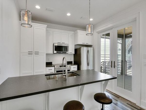 Santa Rosa Beach Luxurious Vacation Home Steps from Beach