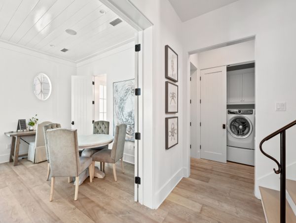 Santa Rosa Beach Vacation Home + Guest House Six Bedroom