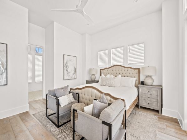 Santa Rosa Beach Vacation Home + Guest House Six Bedroom